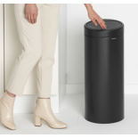 UUDIS! Мусорные вёдра Brabantia TOUCH BIN 30L