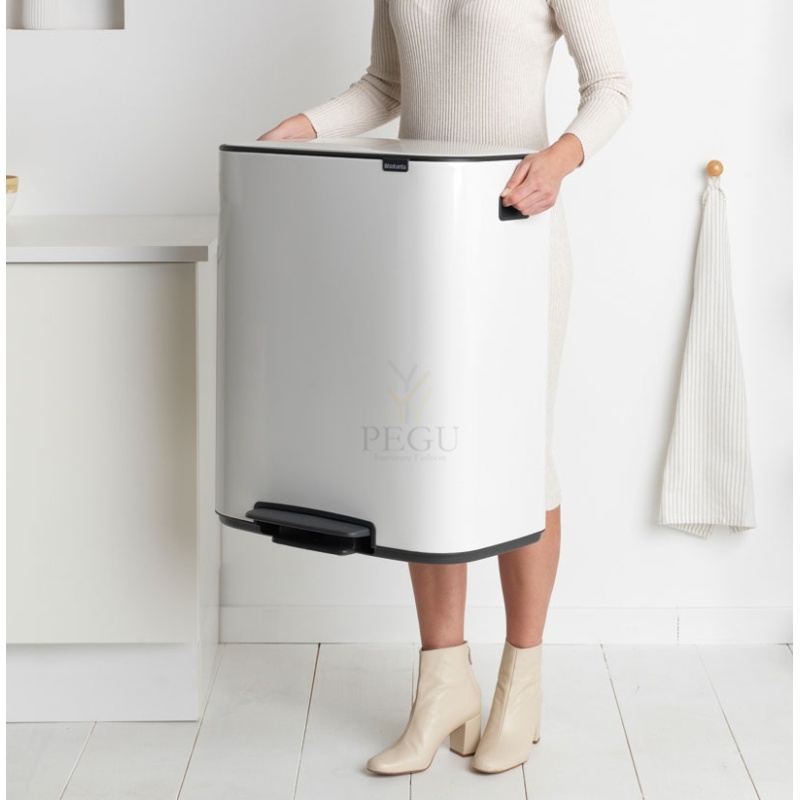 Pedaaliga prügikast, soft-close Brabantia BO, 2x30L valge