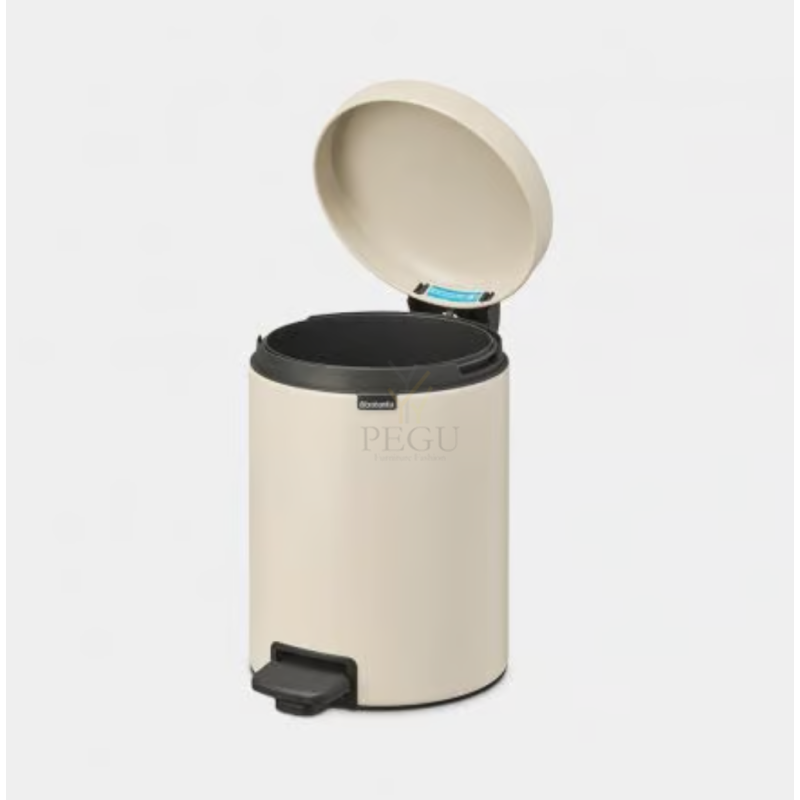 Newicon Brabantia мусорница 5L,  с педалью, плавное закрывание Soft Beige