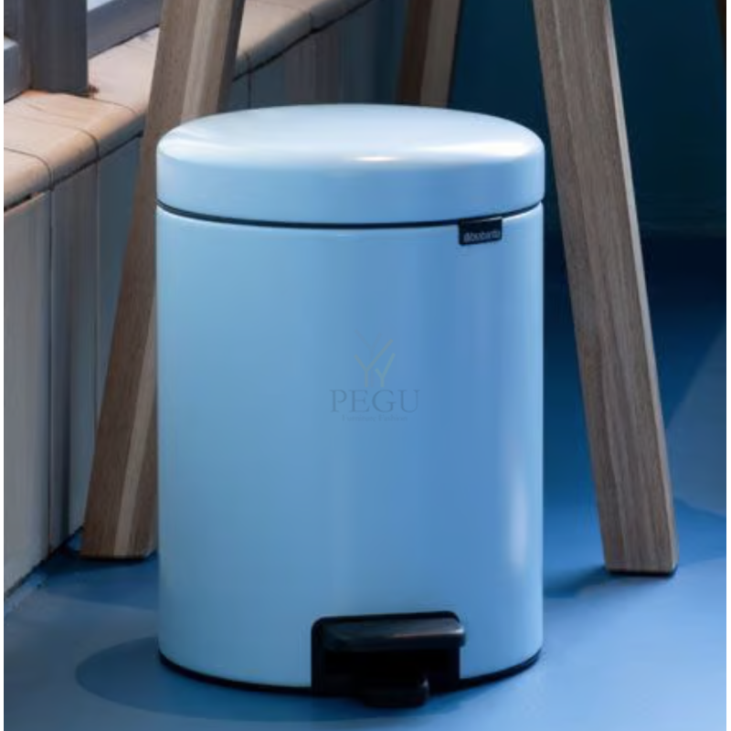 Newicon Brabantia prügikast 5l, pedaaliga vaikselt sulguv Dreamy Blue