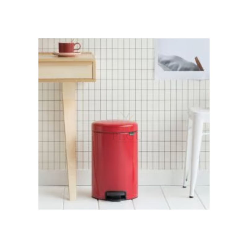 Newicon Brabantia мусорница 12l с педалью, плавное закрывание Passion Red