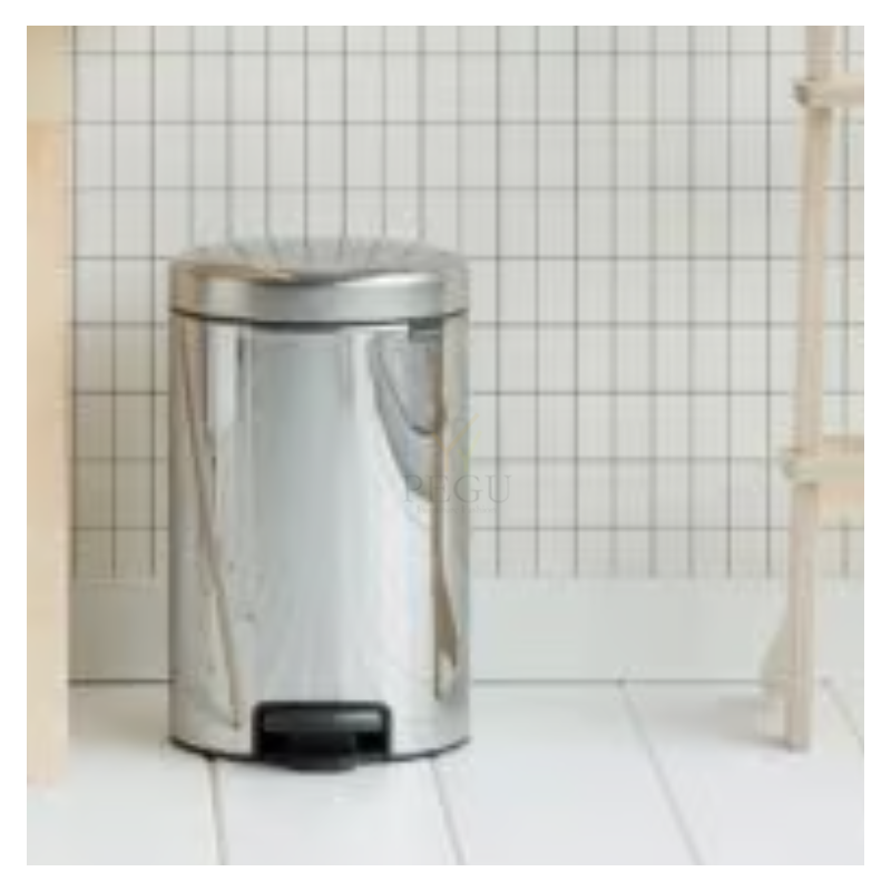 Newicon Brabantia prügikast 12l pedaaliga vaikselt sulguv, metallist seseämber BRILLIANT STEEL