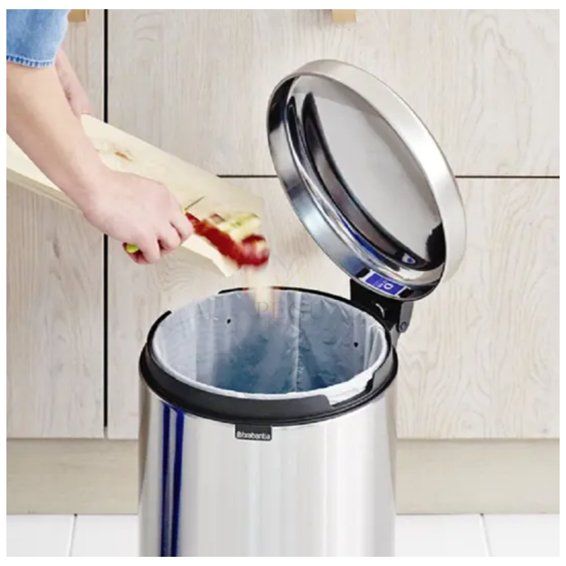 Brabantia pedaaliga prügikast Newicon 20L, metallist ämber Brilliant Steel