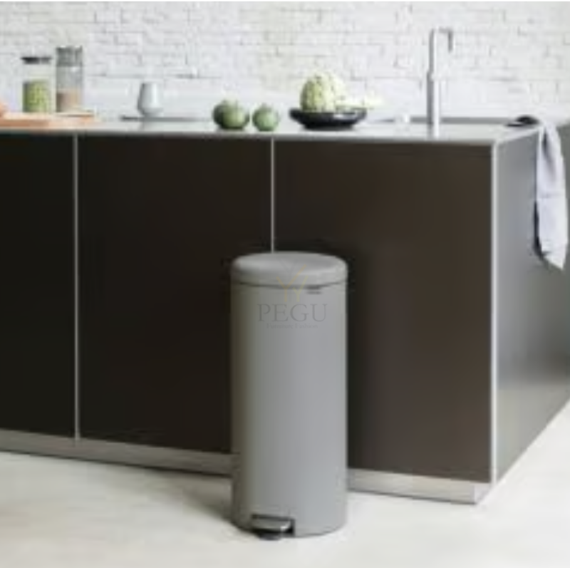 Newicon Brabantia pedaaliga prügikast 30l, vaikselt sulguva kaanega Mineral Concrete Grey