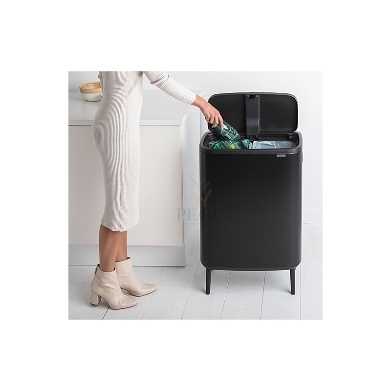 Touch bin kõrge prügikast, soft-close Brabantia BO, 2x30L Matt Must