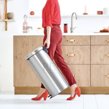 Brabantia pedaaliga prügikast 30L Newicon steel4.png