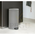 Brabantia FLATBACK+ pedaaliga soft-closed prügikast 30L, Mineral Concrete Grey