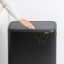 Brabantia prügikast matt must BO Touch bin kõrge 60L3.jpg