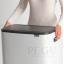 Brabantia prügikast valge Touch bin 60L BO6.jpg