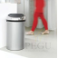 Prügikast Brabantia touch bin 60L XXL 402425 metallic grey.png