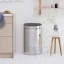 Brabantia prügikast Touch bin 40L brilliant steel poleeritud teras2.jpg